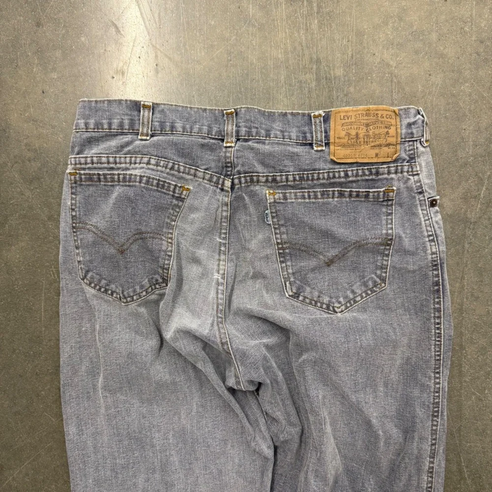 Vintage Levis 550 Relaxed Fit Tapered Leg Jeans Grey Blue 34x30 40550-4714